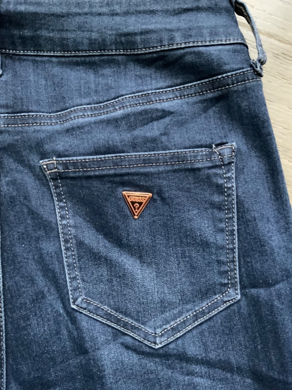 GUESS- High Rise Jeans- Size US 28 - Picture 6 of 6